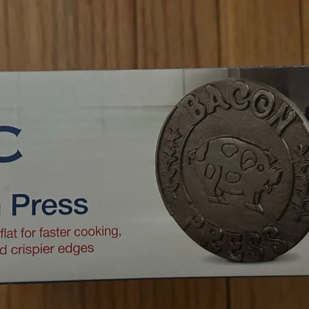New-Never Used - Cast Iron Round -Bacon Press. Whimsical Pig Design. - Picture 6 of 11